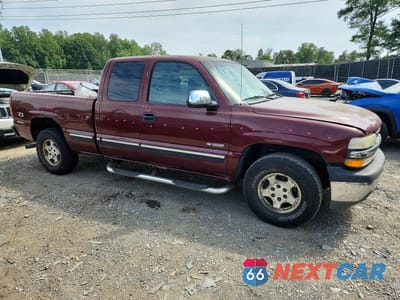 Czwarte zdjęcie samochodu z boku: 2001 CHEVROLET SILVERADO K1500 VIN:1GCEK19T11E187918 - miniatura