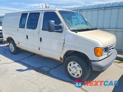 Czwarte zdjęcie samochodu z boku: 2007 FORD ECONOLINE E150 VAN VIN:1FTNE14W77DA11432 - miniatura