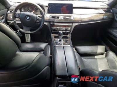 Zdjęcie 8 z 12 samochodu: 2012 BMW 750 LI VIN:WBAKB8C50CC962615 - miniatura