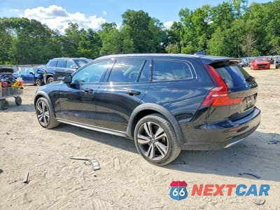 Drugie zdjęcie samochodu z przodu: 2025 VOLVO V60 CROSS COUNTRY PLUS VIN:YV4L12WK6S2148527 - miniatura