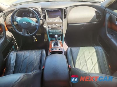 Zdjęcie 8 z 14 samochodu: 2014 INFINITI QX70 BASE VIN:JN8CS1MU5EM451374 - miniatura