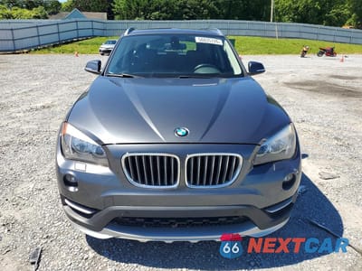 Piąte zdjęcie samochodu w środku: 2015 BMW X1 XDRIVE28I VIN:WBAVL1C59FVY30740 - miniatura