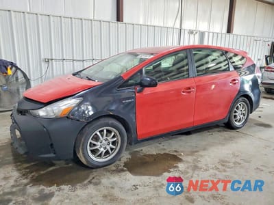 2015 TOYOTA PRIUS V TWO JTDZN3EU4FJ016713 - główne zdjęcie licytacji z USA - miniatura