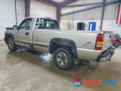 Drugie zdjęcie samochodu z przodu: 2000 CHEVROLET SILVERADO K1500 VIN:1GCEK14V6YE284079 - miniatura