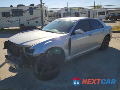 2021 CHRYSLER 300 S 2C3CCABG2MH520081 - główne zdjęcie licytacji z USA - miniatura