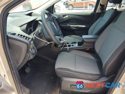 Zdjęcie 7 z 13 samochodu: 2017 FORD ESCAPE SE VIN:1FMCU9GD0HUC85782 - miniatura