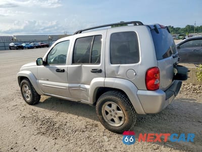 Drugie zdjęcie samochodu z przodu: 2003 JEEP LIBERTY LIMITED VIN:1J4GL58K63W688557 - miniatura