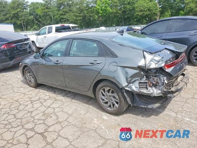 Drugie zdjęcie samochodu z przodu: 2024 HYUNDAI ELANTRA SEL VIN:KMHLM4DG6RU686191 - miniatura