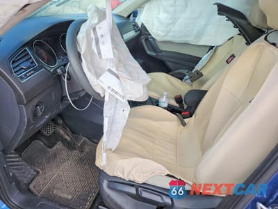 Zdjęcie 7 z 13 samochodu: 2018 VOLKSWAGEN TIGUAN S VIN:3VV1B7AX6JM145501 - miniatura