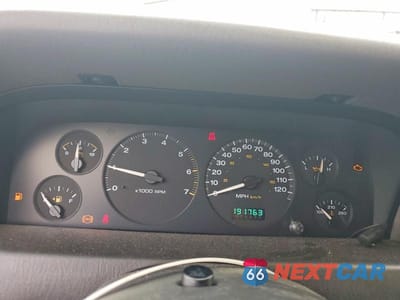 Zdjęcie 9 z 13 samochodu: 2002 JEEP GRAND CHEROKEE LAREDO VIN:1J4GX48S12C313948 - miniatura