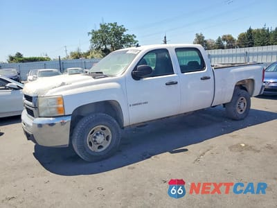 2007 CHEVROLET SILVERADO C2500 HEAVY DUTY 1GCHC23K47F525203 - główne zdjęcie licytacji z USA - miniatura