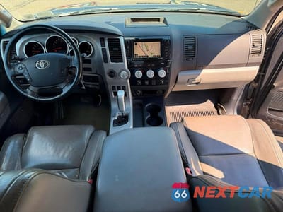 Zdjęcie 9 z 10 samochodu: 2008 TOYOTA TUNDRA DOUBLE CAB LIMITED VIN:5TBBV58108S501900 - miniatura