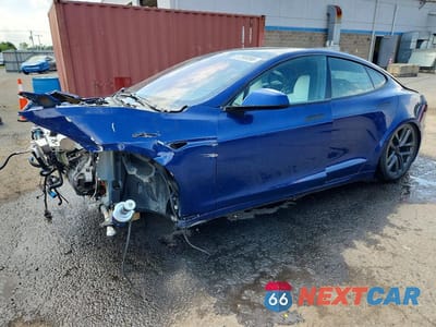 2023 TESLA MODEL S 5YJSA1E68PF499120 - główne zdjęcie licytacji z USA - miniatura