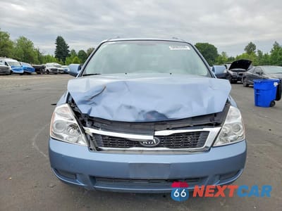 Piąte zdjęcie samochodu w środku: 2012 KIA SEDONA LX VIN:KNDMG4C75C6463766 - miniatura