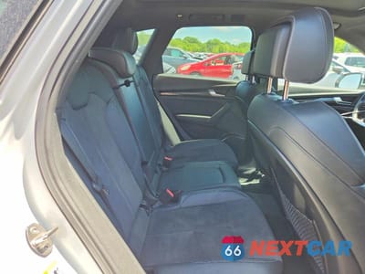 Zdjęcie 11 z 14 samochodu: 2018 AUDI SQ5 PREMIUM PLUS VIN:WA1A4AFY6J2210050 - miniatura