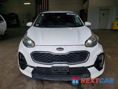 Piąte zdjęcie samochodu w środku: 2020 KIA SPORTAGE LX VIN:KNDPM3AC2L7761038 - miniatura