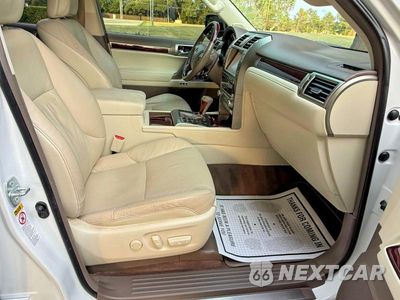 Piąte zdjęcie samochodu w środku: 2015 LEXUS GX 460 VIN:JTJBM7FX8F5111477 - miniatura
