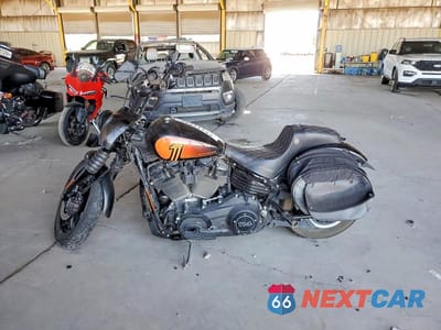 Trzecie zdjęcie samochodu z tyłu: 2023 HARLEY-DAVIDSON FXBBS VIN:1HD1YYK13PB017499 - miniatura