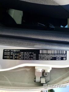 Zdjęcie 13 z 13 samochodu: 2017 JEEP RENEGADE VIN:ZACCJABB6HPE59358 - miniatura