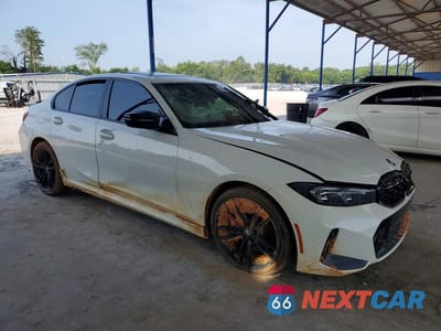 Czwarte zdjęcie samochodu z boku: 2024 BMW M340XI VIN:3MW49FF06R8E27197 - miniatura