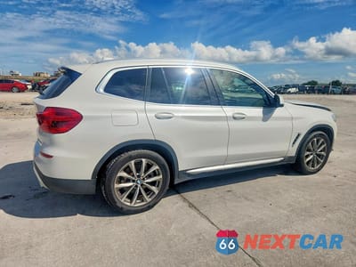Trzecie zdjęcie samochodu z tyłu: 2019 BMW X3 SDRIVE30I VIN:5UXTR7C55KLF27585 - miniatura