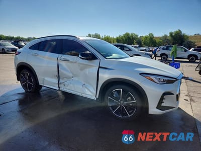 Czwarte zdjęcie samochodu z boku: 2022 INFINITI QX55 SENSORY VIN:3PCAJ5L30NF102816 - miniatura