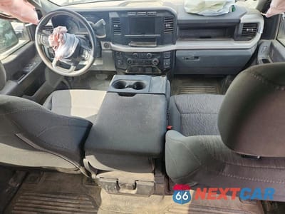 Zdjęcie 8 z 12 samochodu: 2023 FORD F350 XL SD SRW 4WD 6.8L V8 VIN:1FT8W3BA8PEC63004 - miniatura