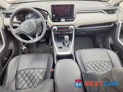 Zdjęcie 8 z 13 samochodu: 2024 TOYOTA RAV4 XLE VIN:2T3P1RFV0RW493173 - miniatura