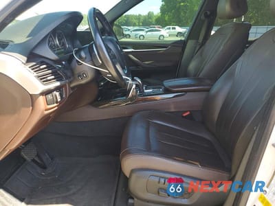 Zdjęcie 7 z 13 samochodu: 2018 BMW X5 XDRIVE35I VIN:5UXKR0C54JL072923 - miniatura