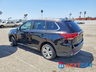 Drugie zdjęcie samochodu z przodu: 2018 MITSUBISHI OUTLANDER SE VIN:JA4J24A53JZ054268 - miniatura