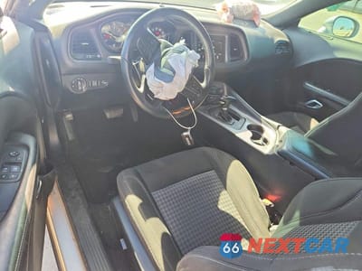 Zdjęcie 8 z 12 samochodu: 2023 DODGE CHALLENGER SXT VIN:2C3CDZAG3PH650503 - miniatura