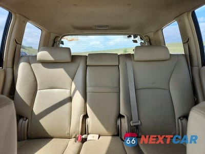 Zdjęcie 10 z 13 samochodu: 2006 TOYOTA HIGHLANDER LIMITED VIN:JTEEP21A760157209 - miniatura