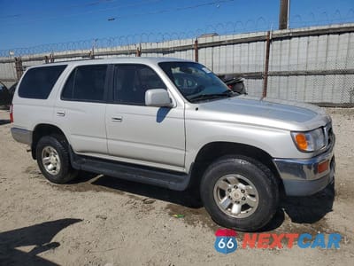 Czwarte zdjęcie samochodu z boku: 1998 TOYOTA 4RUNNER SR5 VIN:JT3GN86R2W0069354 - miniatura