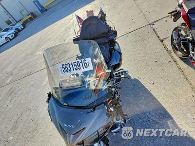 Piąte zdjęcie samochodu w środku: 2013 HONDA GL1800 H VIN:JH2SC68H2DK100339 - miniatura