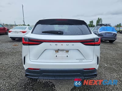 Zdjęcie 6 z 14 samochodu: 2023 LEXUS NX 350H VIN:JTJAKCEZ6P5007133 - miniatura