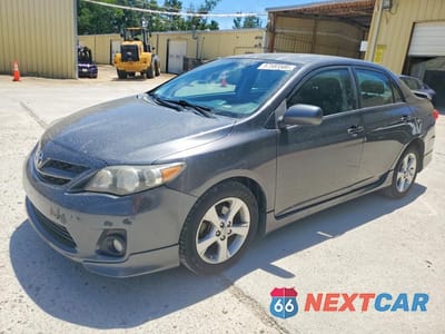 2012 TOYOTA COROLLA S 2T1BU4EE4CC786372 - główne zdjęcie licytacji z USA - miniatura