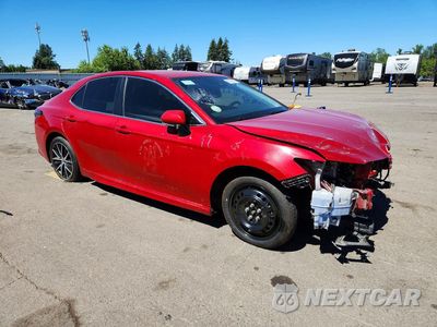 Czwarte zdjęcie samochodu z boku: 2022 TOYOTA CAMRY HYBRID SE VIN:4T1G31AKXNU045387 - miniatura
