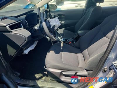 Zdjęcie 7 z 13 samochodu: 2022 TOYOTA COROLLA LE VIN:JTDEPMAE3NJ229924 - miniatura