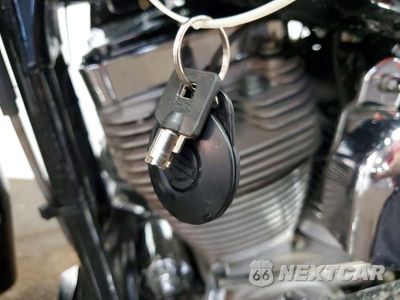 Zdjęcie 8 z 10 samochodu: 2002 HARLEY-DAVIDSON FLHT VIN:1HD1DDV172Y621370 - miniatura