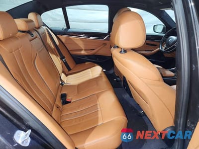 Zdjęcie 10 z 12 samochodu: 2018 BMW 530 XI VIN:WBAJA7C52JWA72057 - miniatura