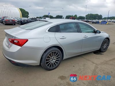 Trzecie zdjęcie samochodu z tyłu: 2017 CHEVROLET MALIBU LT VIN:1G1ZE5ST2HF274301 - miniatura