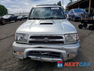 Piąte zdjęcie samochodu w środku: 2000 TOYOTA 4RUNNER SR5 VIN:JT3HN86RXY0291485 - miniatura
