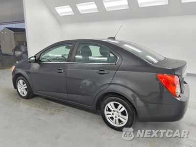 Drugie zdjęcie samochodu z przodu: 2015 CHEVROLET SONIC LT VIN:1G1JC5SH1F4122341 - miniatura