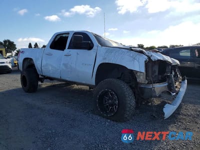 Czwarte zdjęcie samochodu z boku: 2011 GMC SIERRA K1500 SLE VIN:3GTP2VE38BG274005 - miniatura