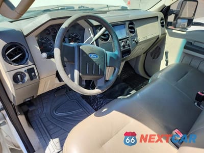 Zdjęcie 8 z 12 samochodu: 2008 FORD F550 SUPER DUTY VIN:1FDAF56R28EB90528 - miniatura