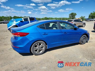 Trzecie zdjęcie samochodu z tyłu: 2017 HYUNDAI ELANTRA SE VIN:5NPD84LF1HH042547 - miniatura