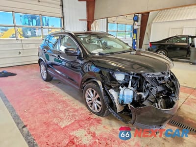Czwarte zdjęcie samochodu z boku: 2017 NISSAN ROGUE SPORT SV VIN:JN1BJ1CR1HW125980 - miniatura