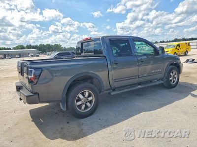 Trzecie zdjęcie samochodu z tyłu: 2010 NISSAN TITAN SE VIN:1N6AA0EC6AN320235 - miniatura