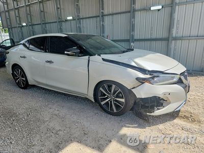 Czwarte zdjęcie samochodu z boku: 2019 NISSAN MAXIMA 3.5 S VIN:1N4AA6AV8KC371123 - miniatura