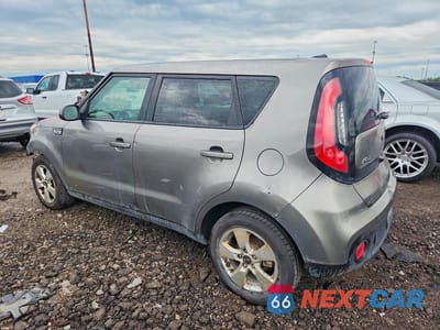 Drugie zdjęcie samochodu z przodu: 2018 KIA SOUL BASE VIN:KNDJN2A21J7572902 - miniatura